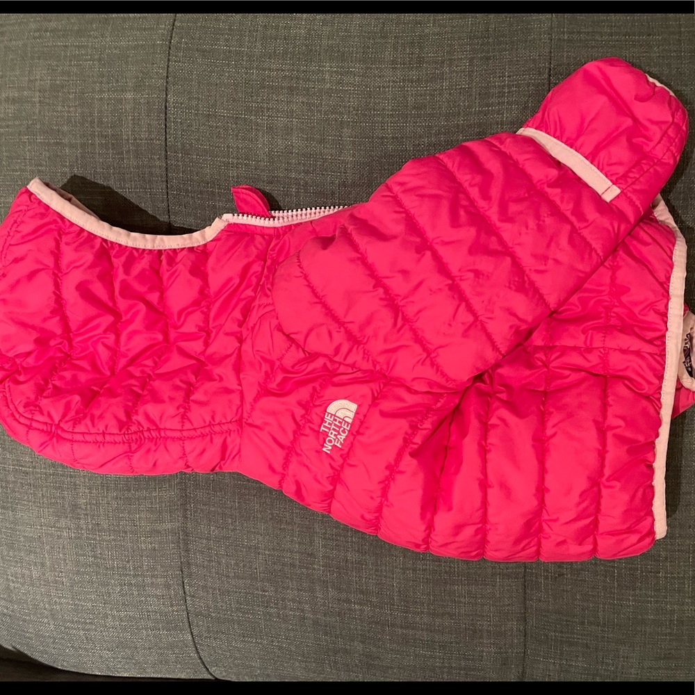 North face toddler snowsuit 12-18 months